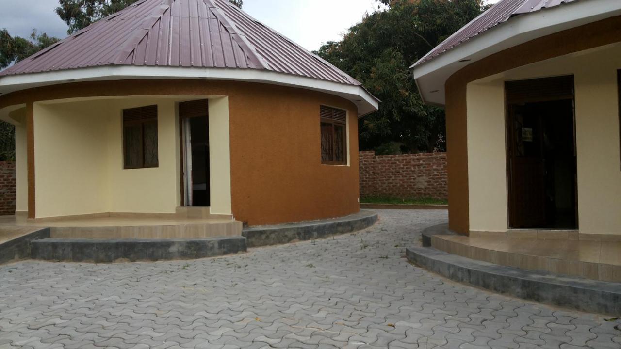 Kalalo Cottage Inn Pakwach Eksteriør bilde